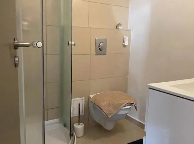 Lägenhet Amazing Savoya Nr1 Loft Old Center Self Check-in